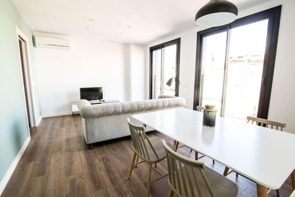 Appartamento 3-2 Apartamento De Diseno En El Centro De Reus Esterno foto
