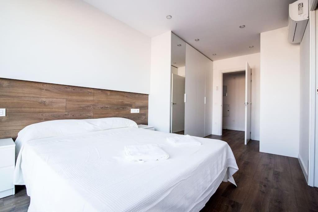 Appartamento 3-2 Apartamento De Diseno En El Centro De Reus Esterno foto